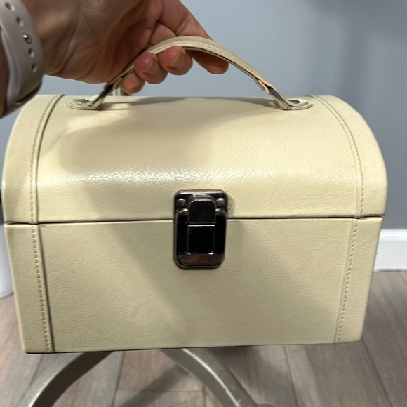 Rowallan Real Leather Vintabe Jewely Box - Picture 4 of 16